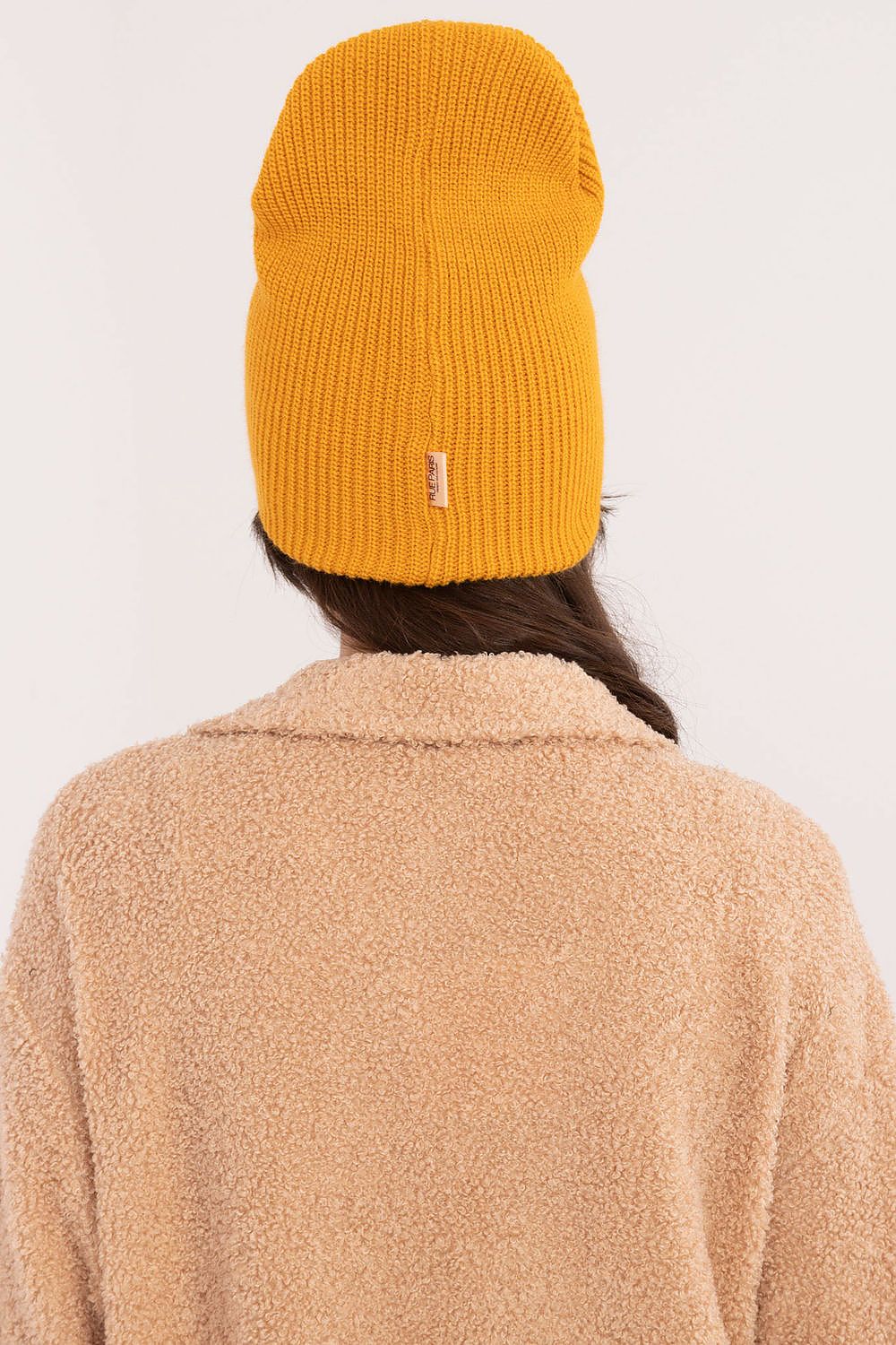 Bonnet model 201423 Rue Paris