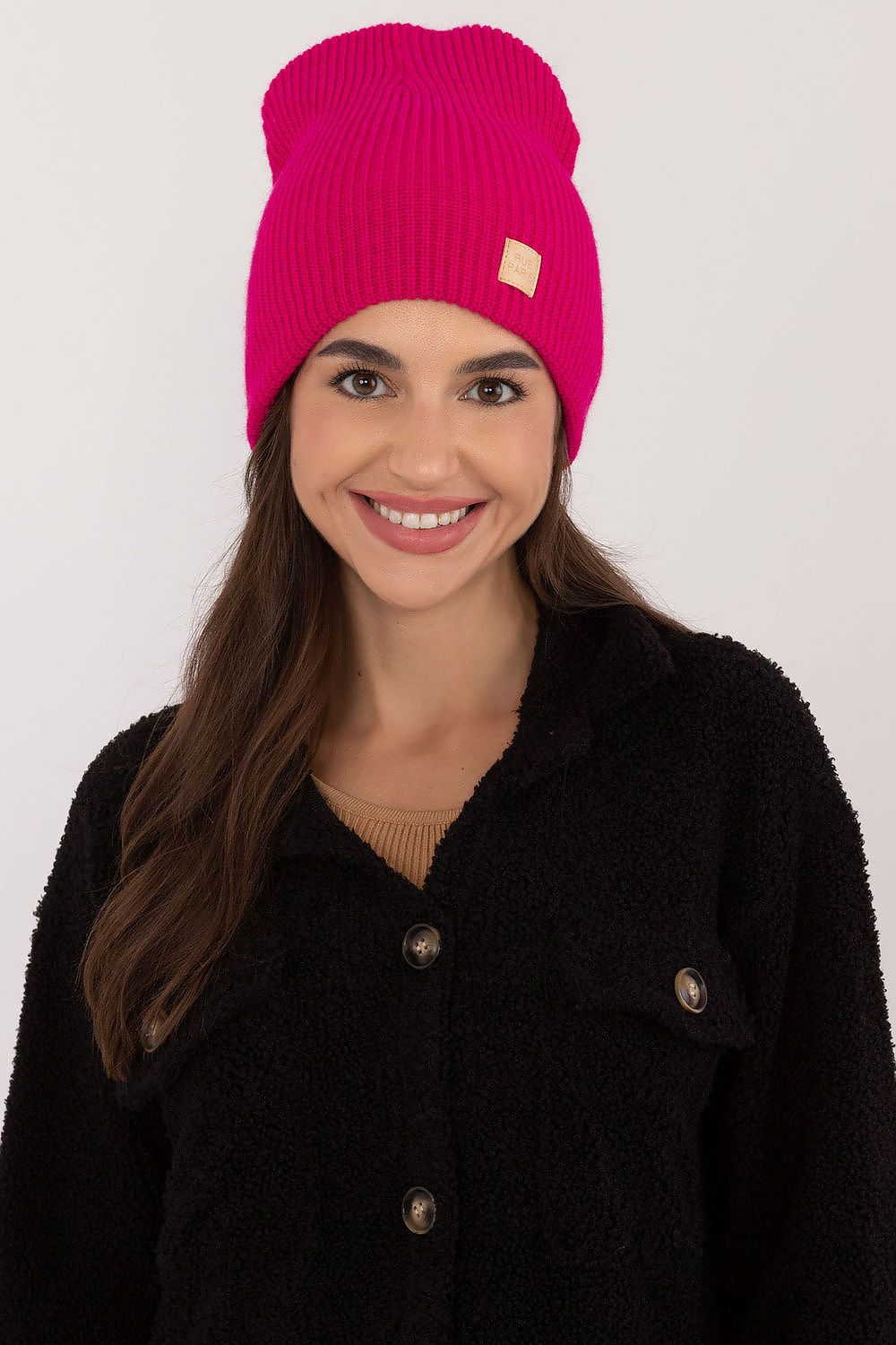 Bonnet model 201423 Rue Paris