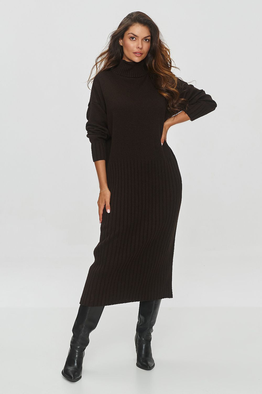  Robe de jour model 201789 Makadamia 