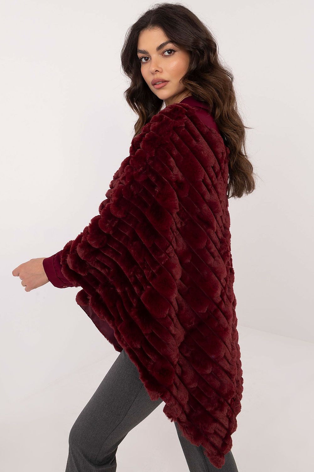 Poncho model 190856 AT