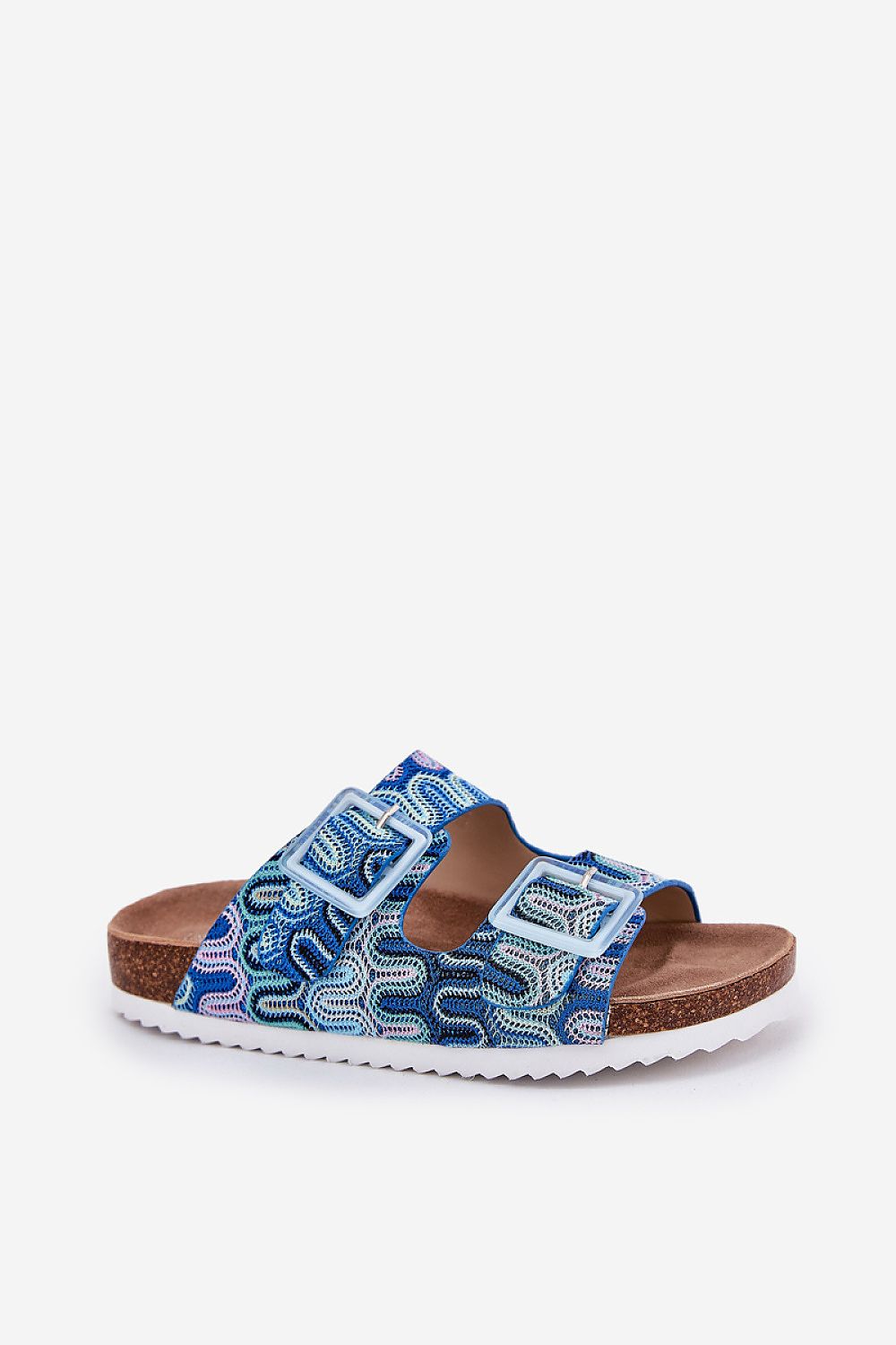 Clacquettes model 211960 Step in style