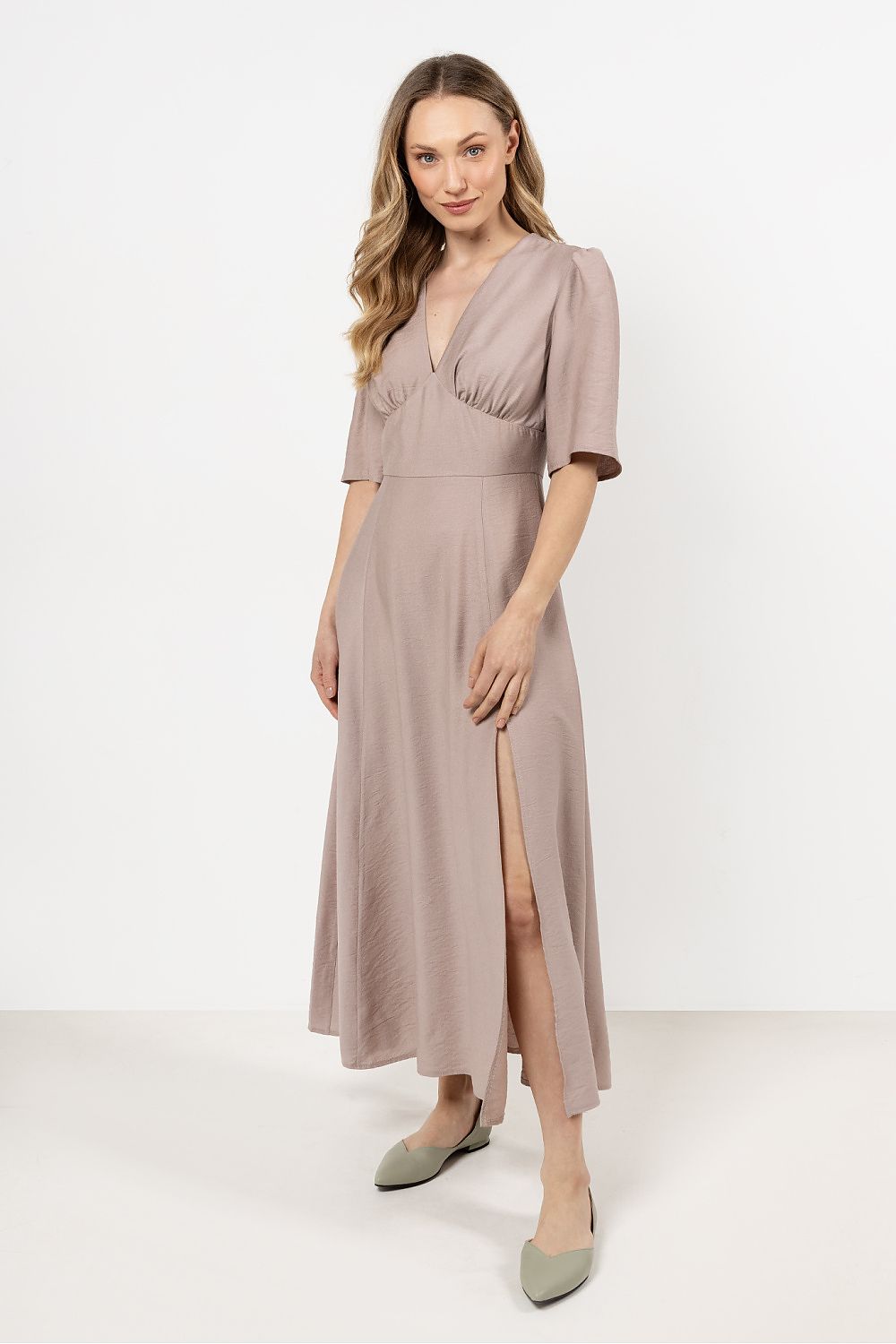 Robe de jour model 212213 awama