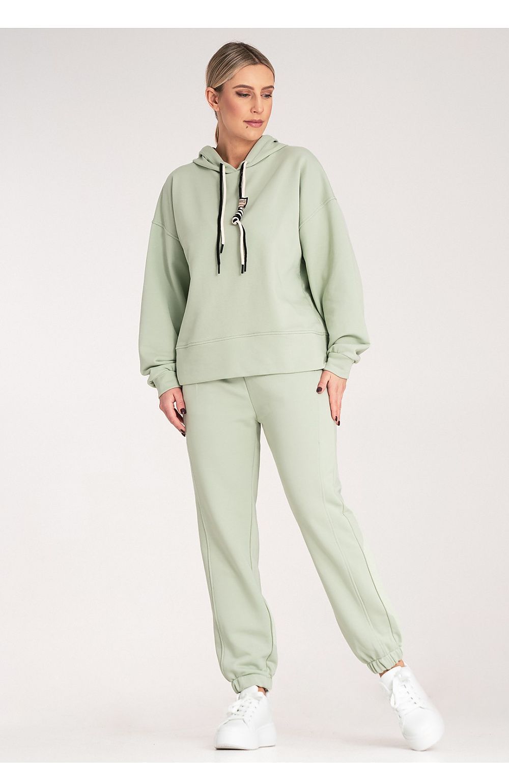 L`ensemble model 214976 Figl
