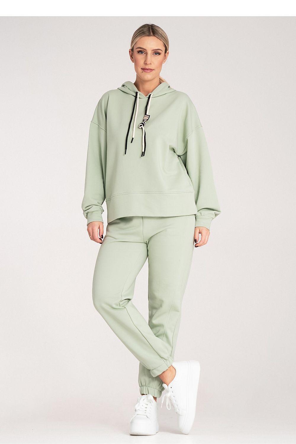 L`ensemble model 214976 Figl