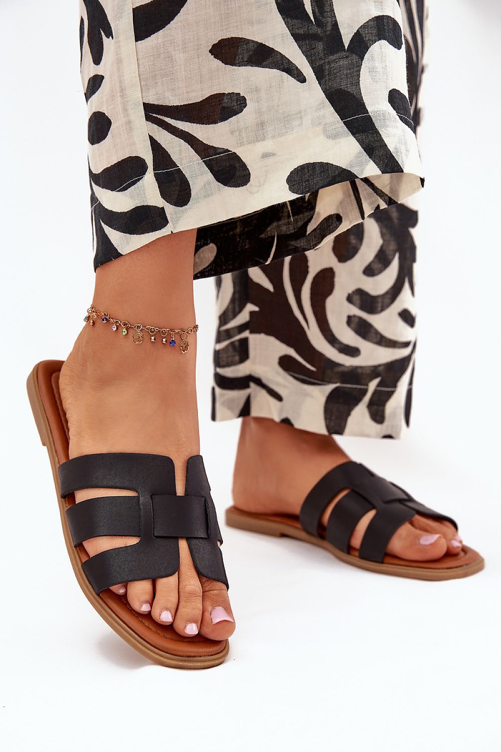  Clacquettes model 216114 Step in style 