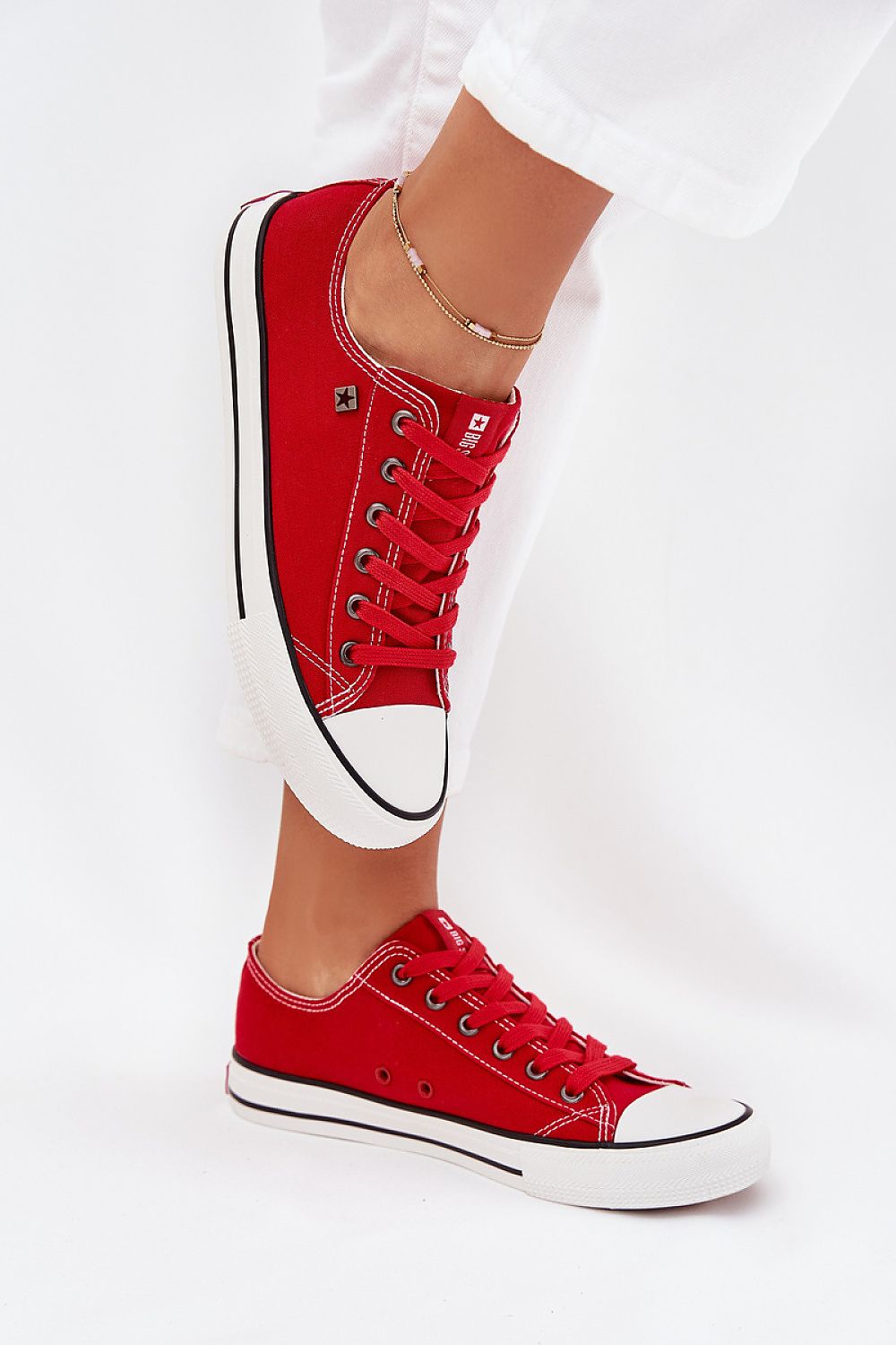 Baskets model 216375 Step in style