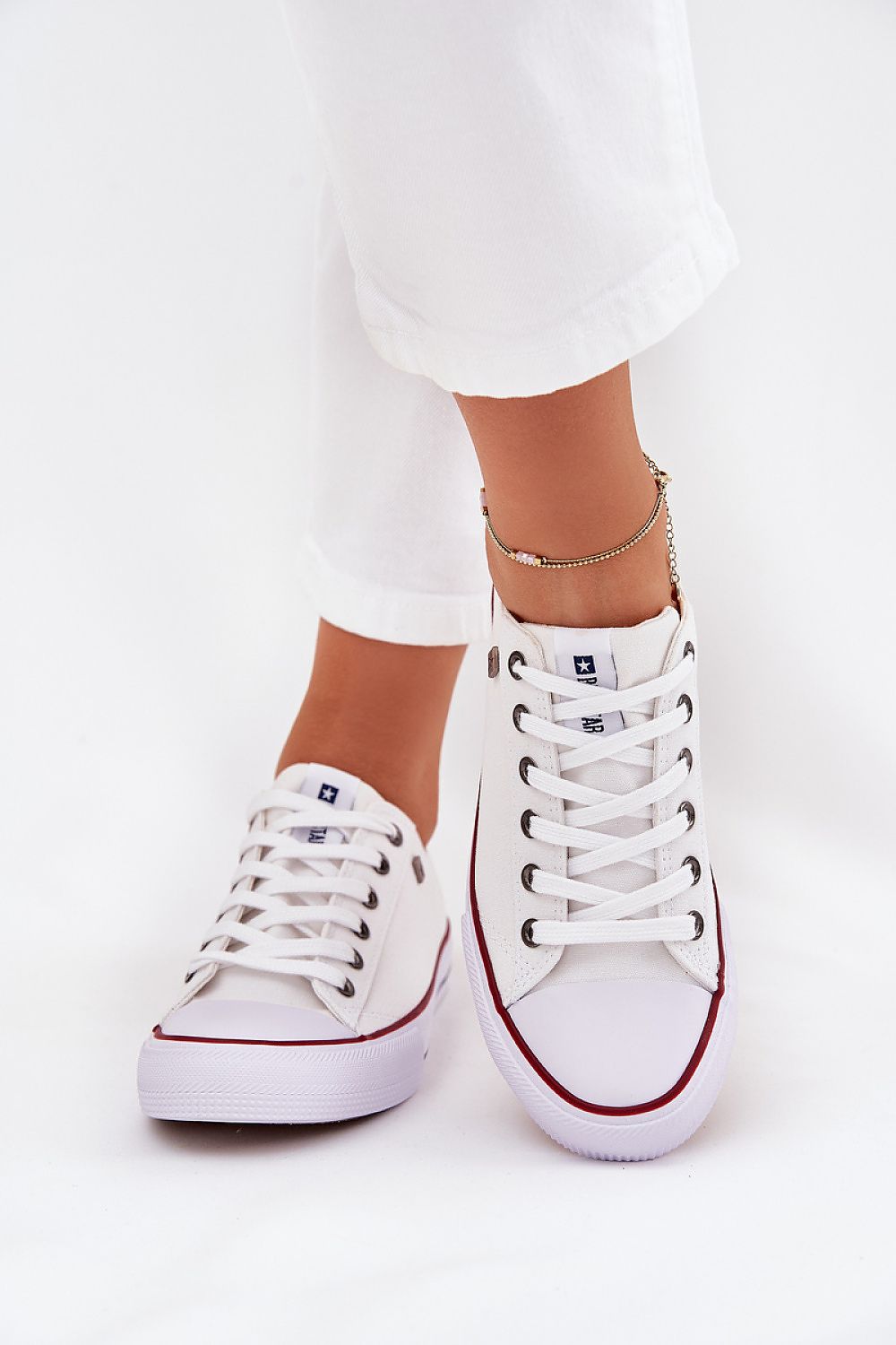 Baskets model 216375 Step in style