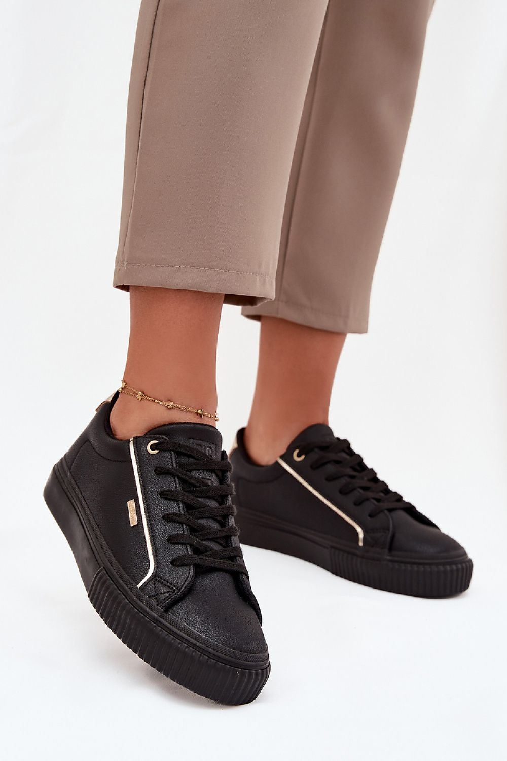 Baskets à plateforme model 216473 Step in style 