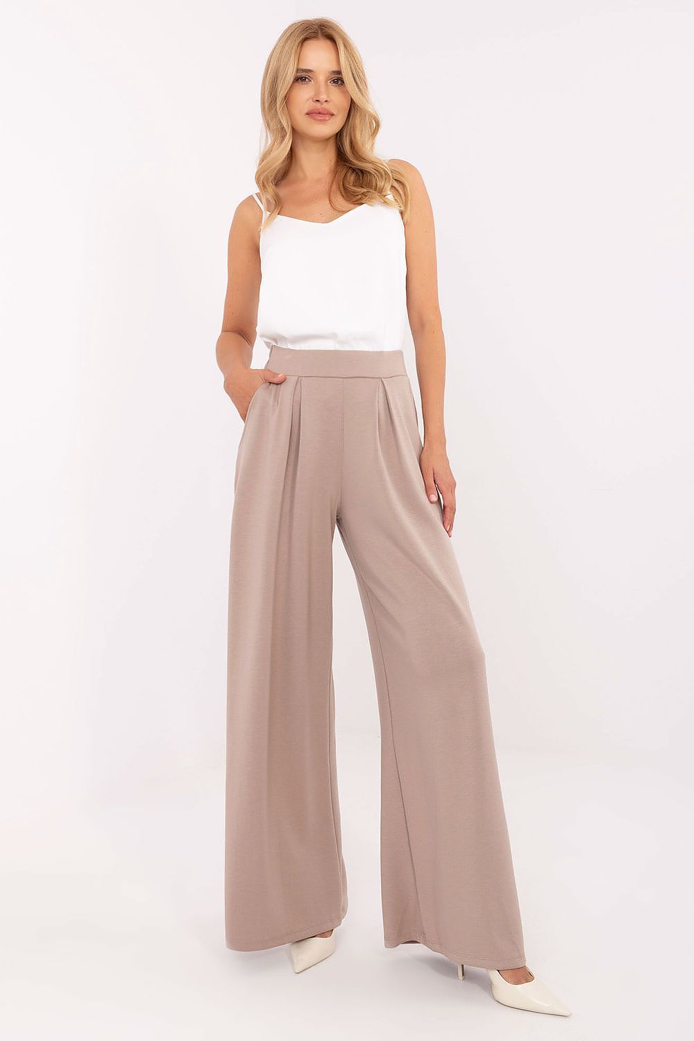 Pantalon survêtement model 209835 Relevance