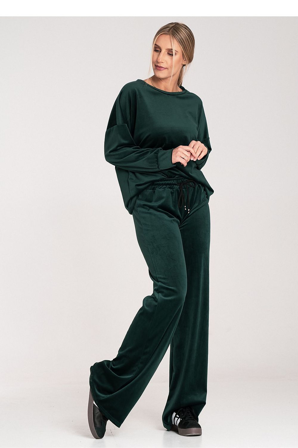 L`ensemble model 217077 Figl