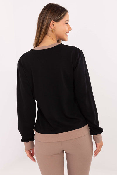  Sweatshirt model 217304 Relevance 