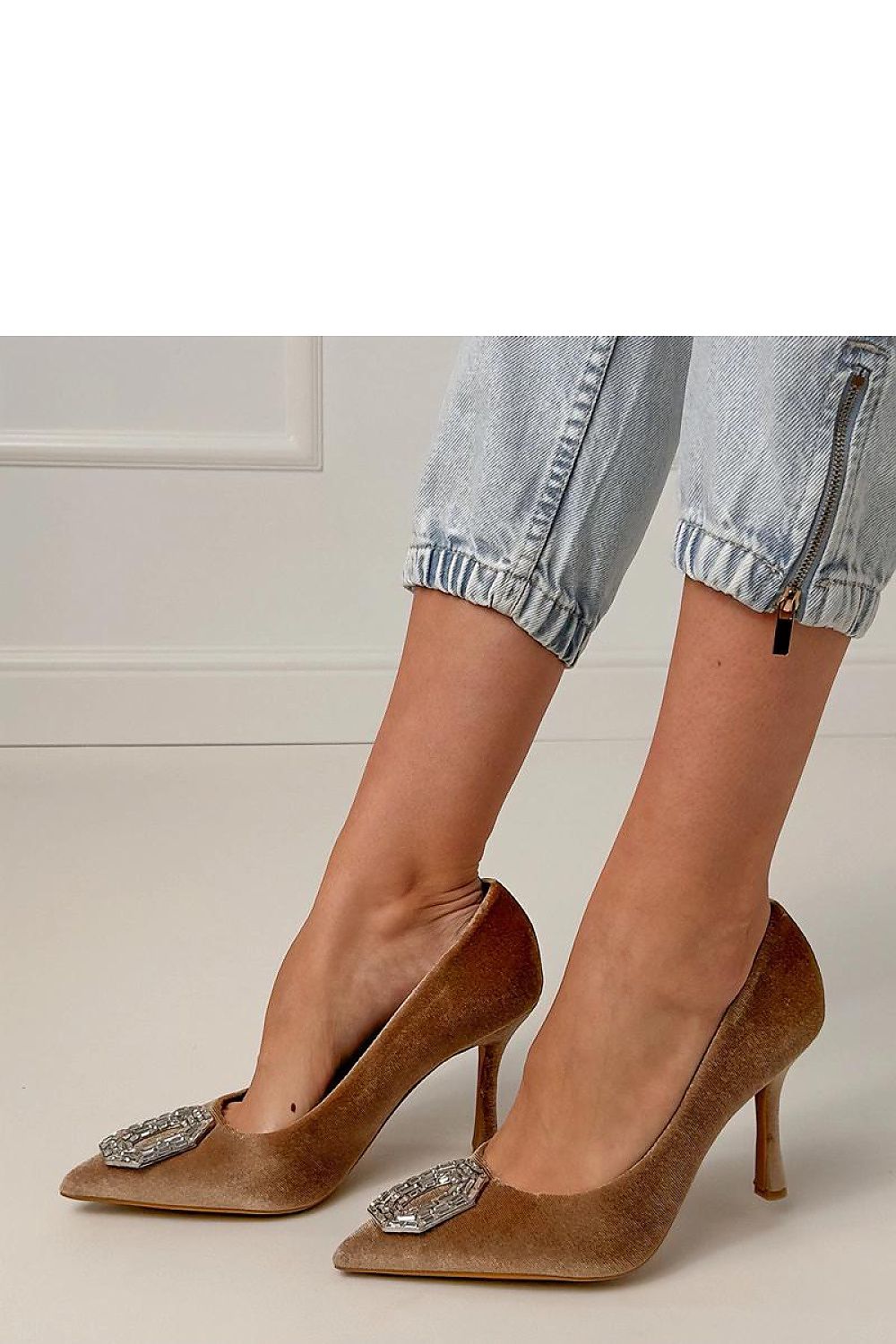 Talons hauts model 217657 Solea