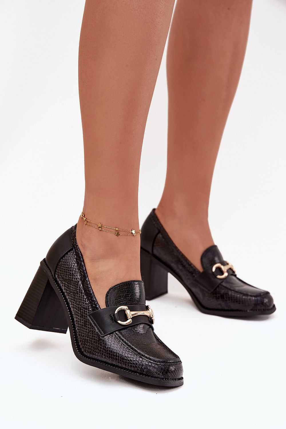 Chussures basses à talons model 217843 Step in style