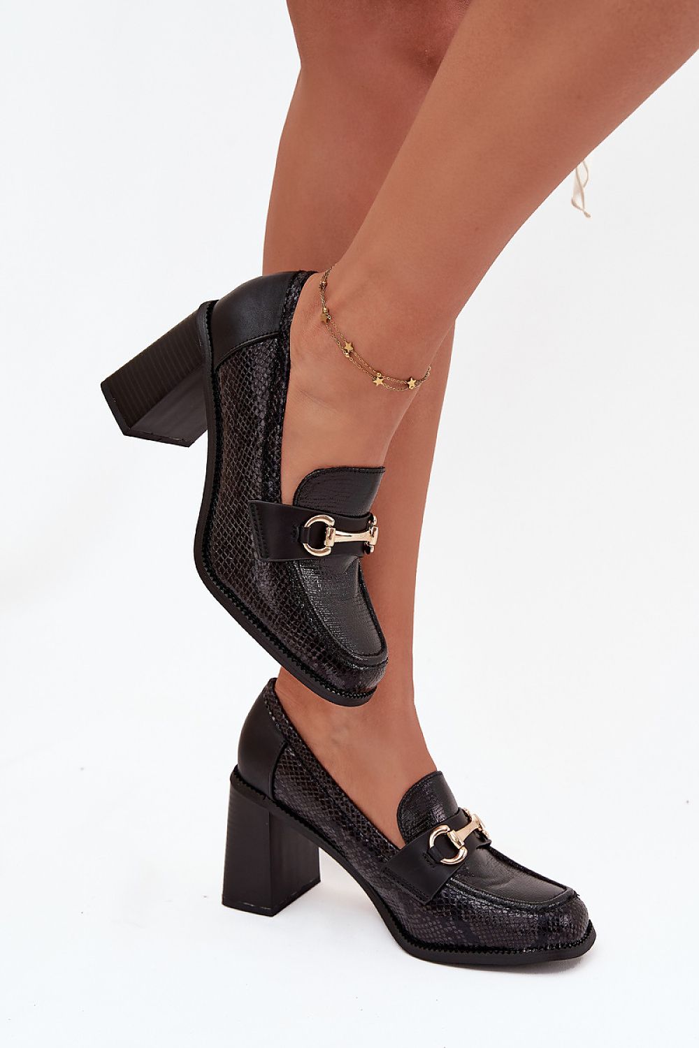 Chussures basses à talons model 217843 Step in style