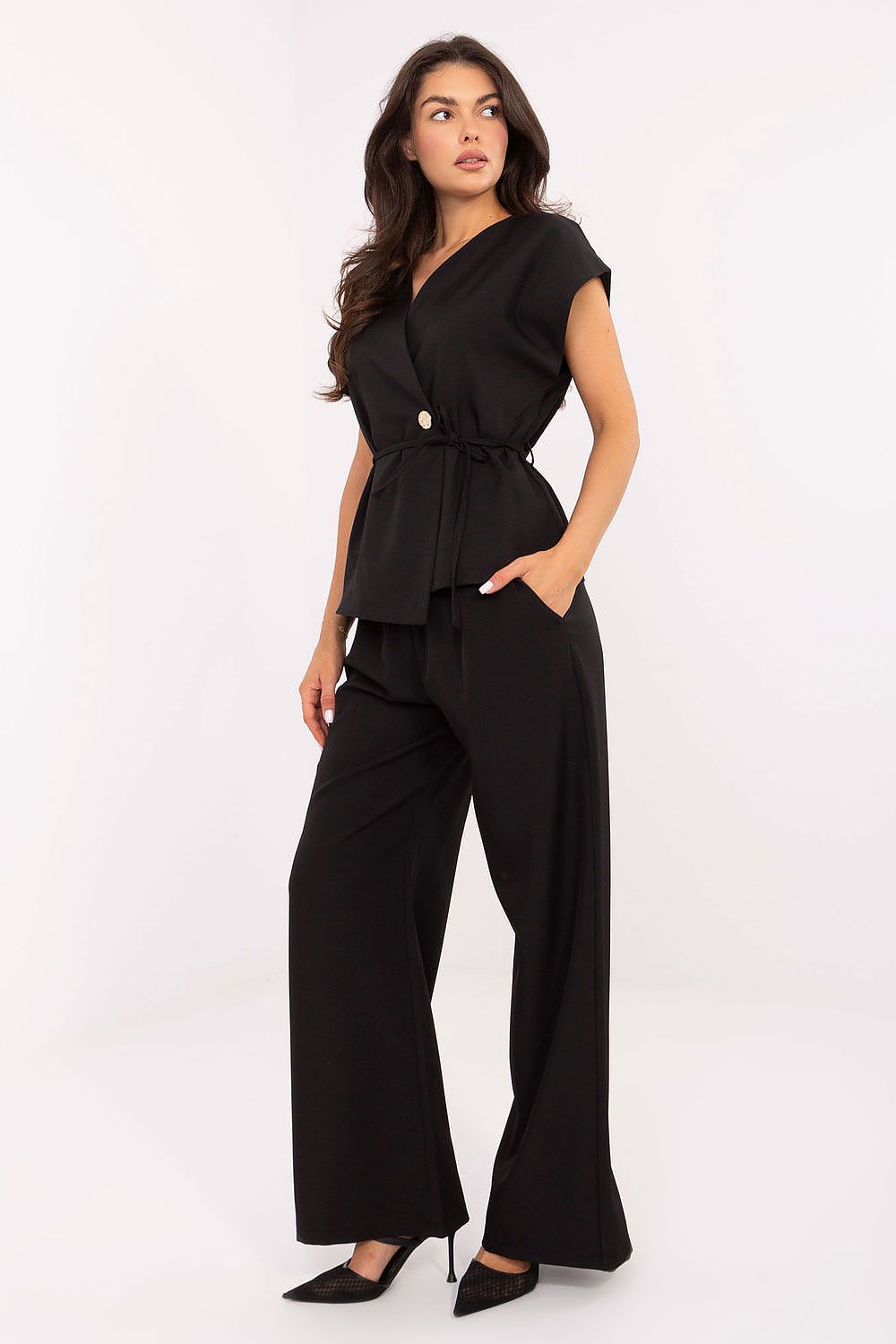  L`ensemble model 218453 Italy Moda 