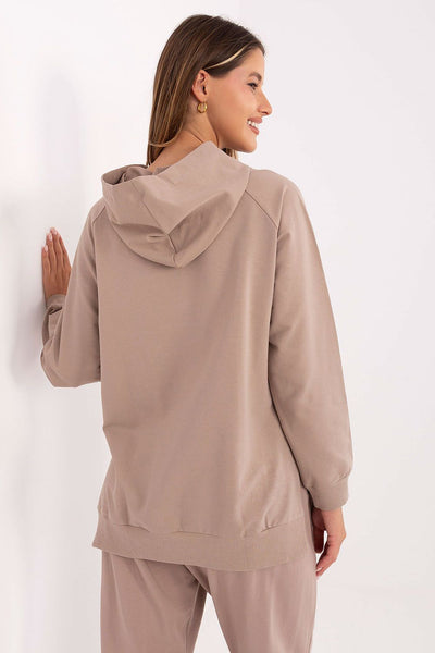  Sweatshirt model 218621 Relevance 