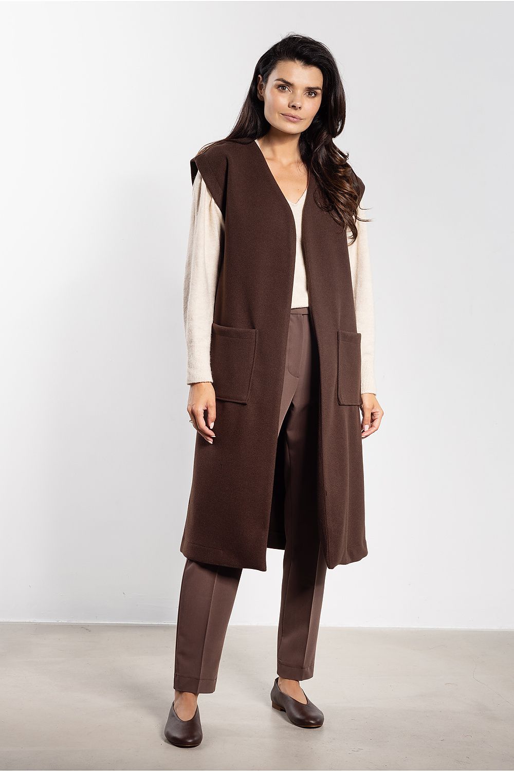 Gilet model 218955 awama