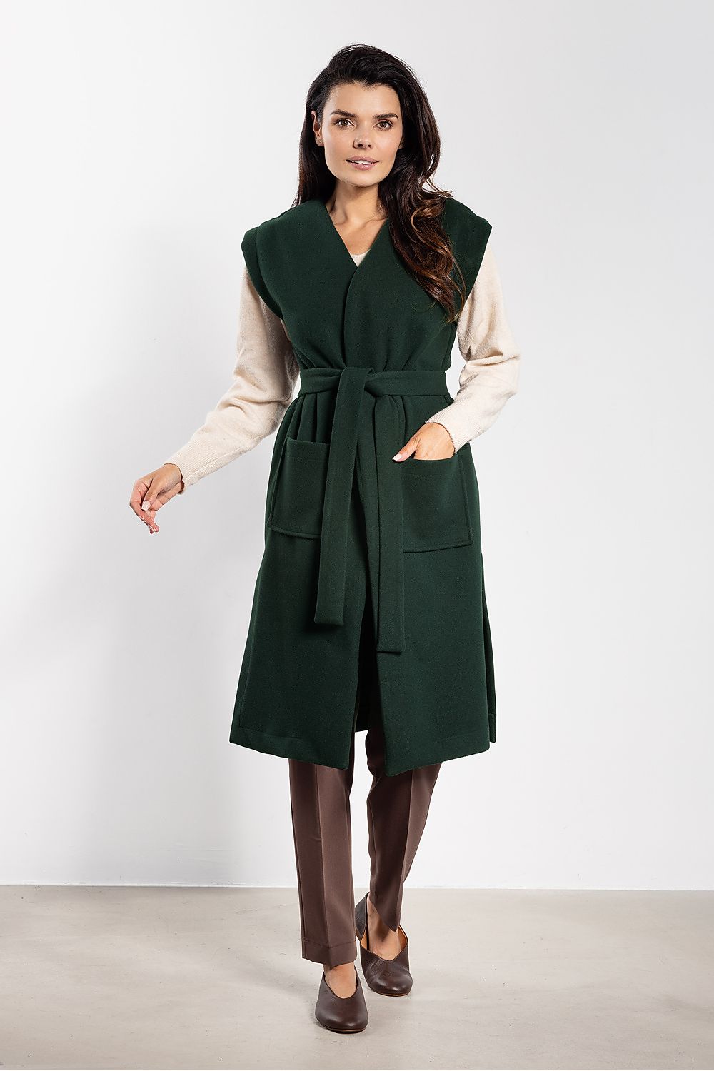 Gilet model 218955 awama