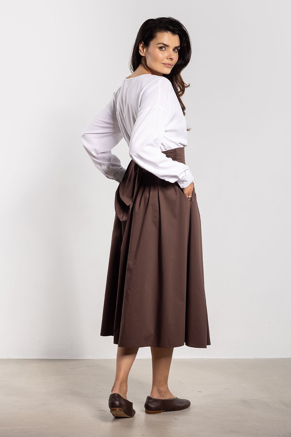 Jupe model 219005 awama
