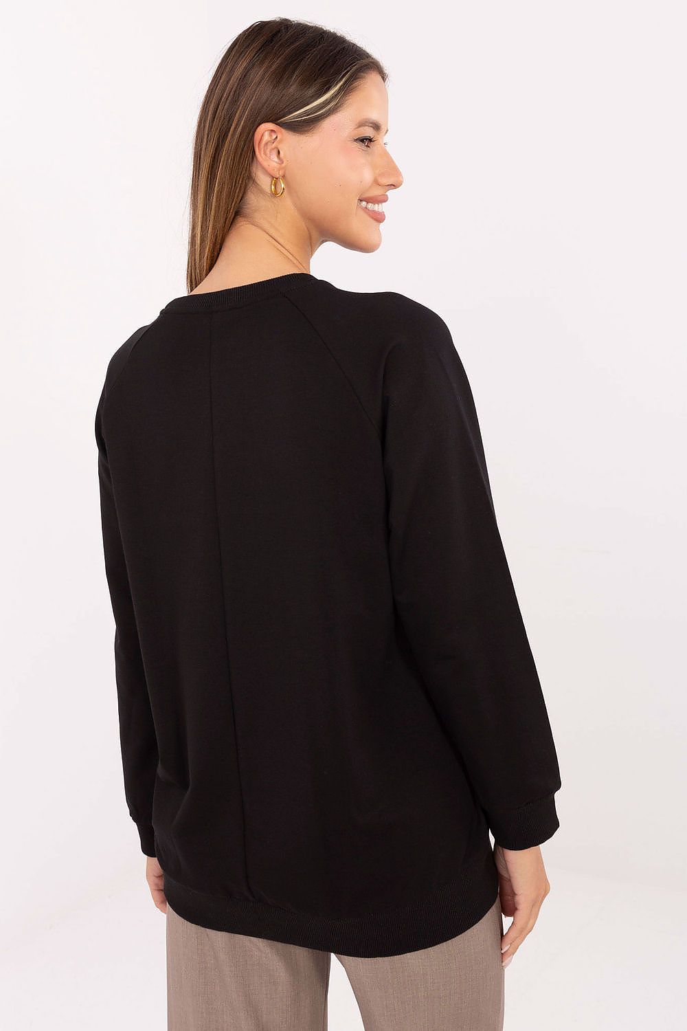 Sweatshirt model 219434 Relevance