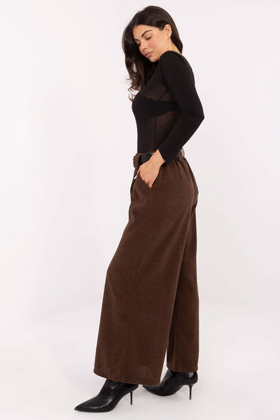  Pantalon en velours côtelé model 220874 Rue Paris 