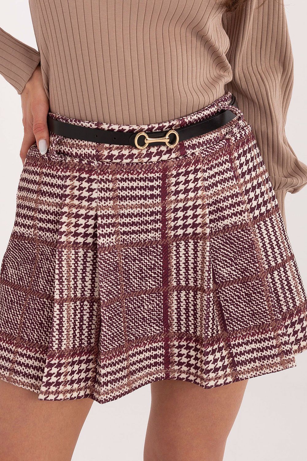 Shorts-jupe model 221571 Italy Moda