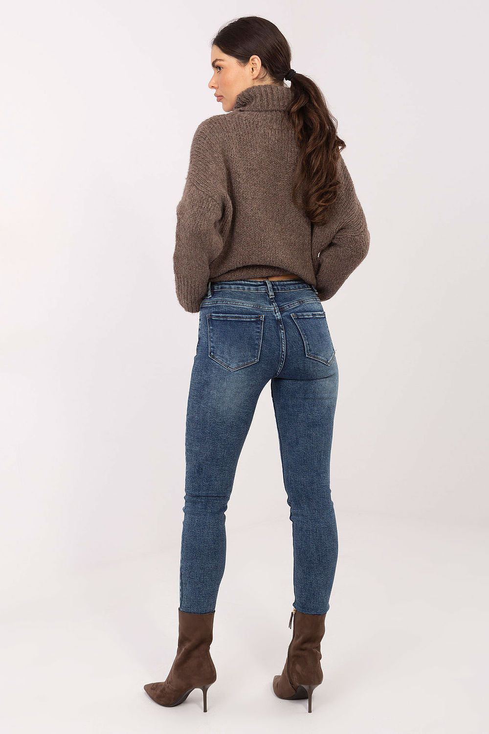 Jean model 221954 Factory Price