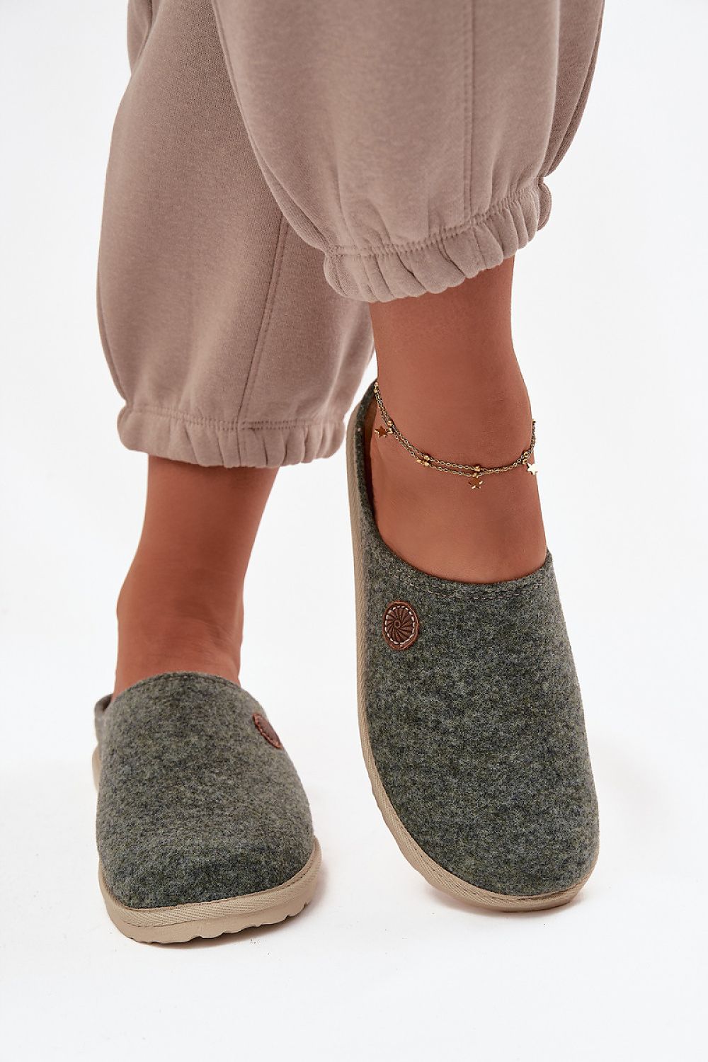 Pantoufles model 222292 Step in style