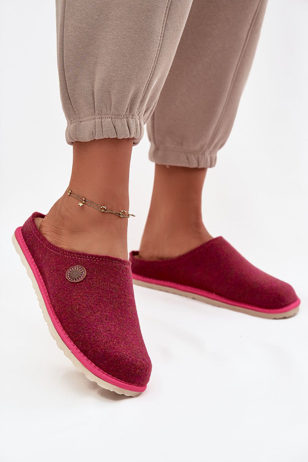 Pantoufles model 222292 Step in style