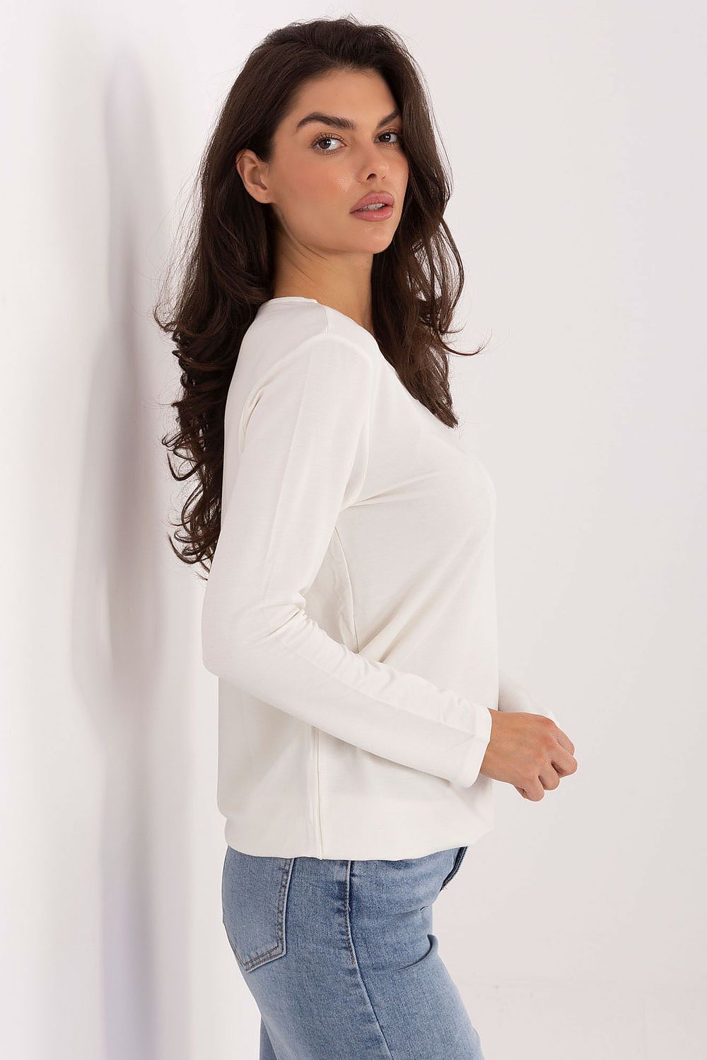 Chemisier model 222426 Relevance