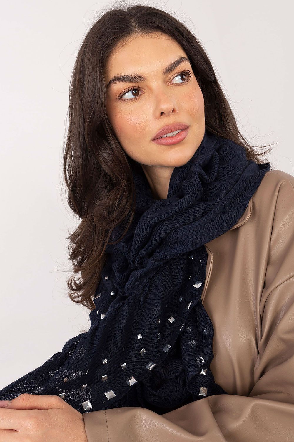 Foulard model 223045 Factory Price
