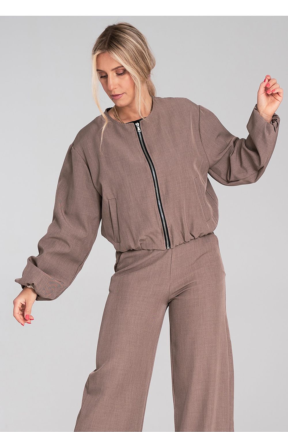 Veste model 223545 Figl