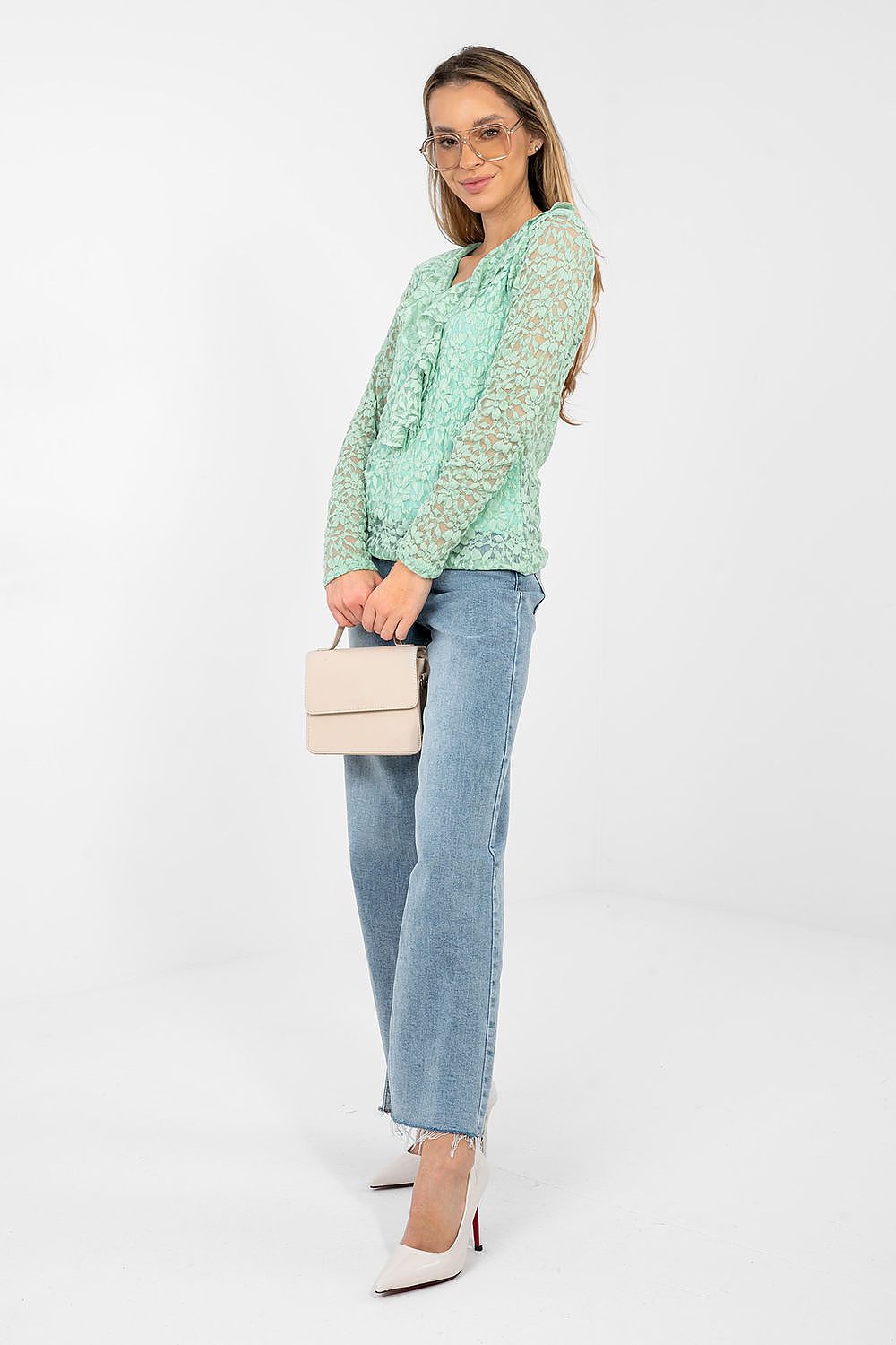 Blouse en dentelle model 223838 Rue Paris