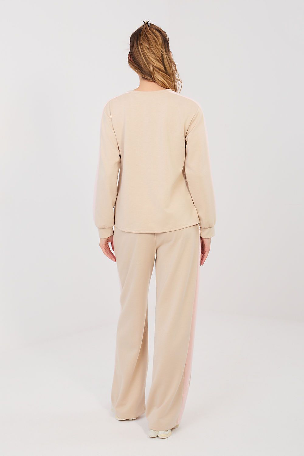 L`ensemble model 224270 Rue Paris