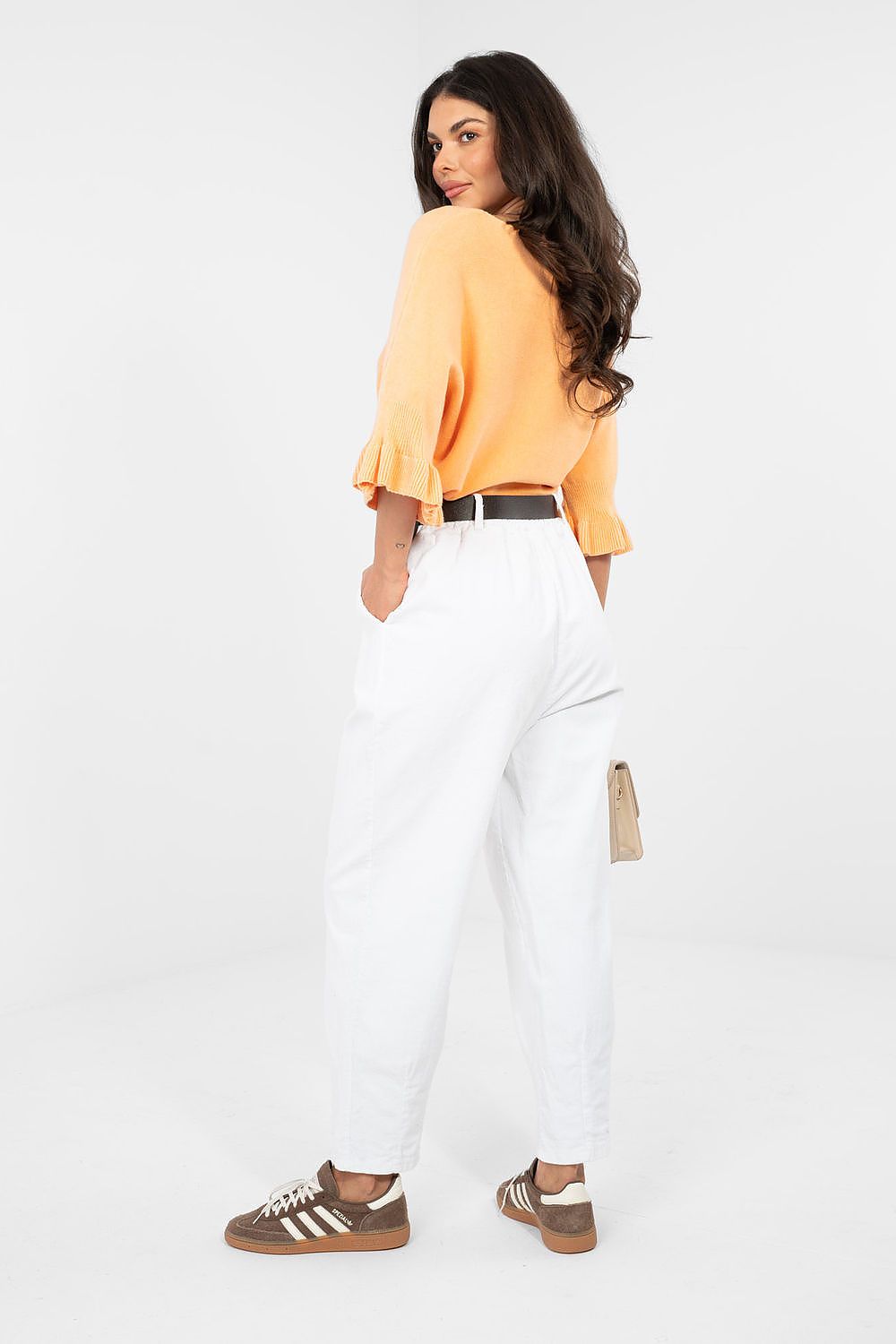 Pantalon en velours côtelé model 224381 Italy Moda