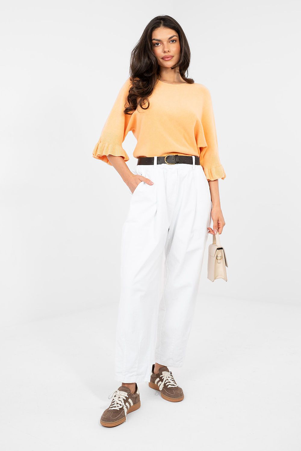 Pantalon en velours côtelé model 224381 Italy Moda