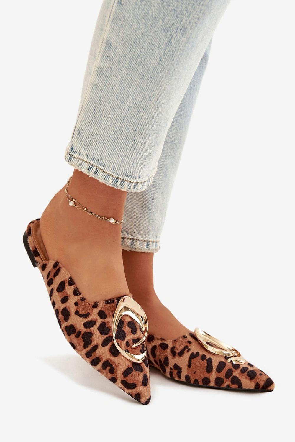 Clacquettes model 224515 Step in style