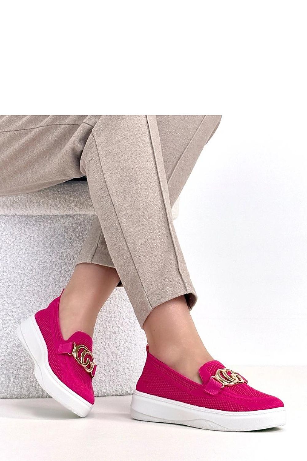 Baskets model 224574 Solea