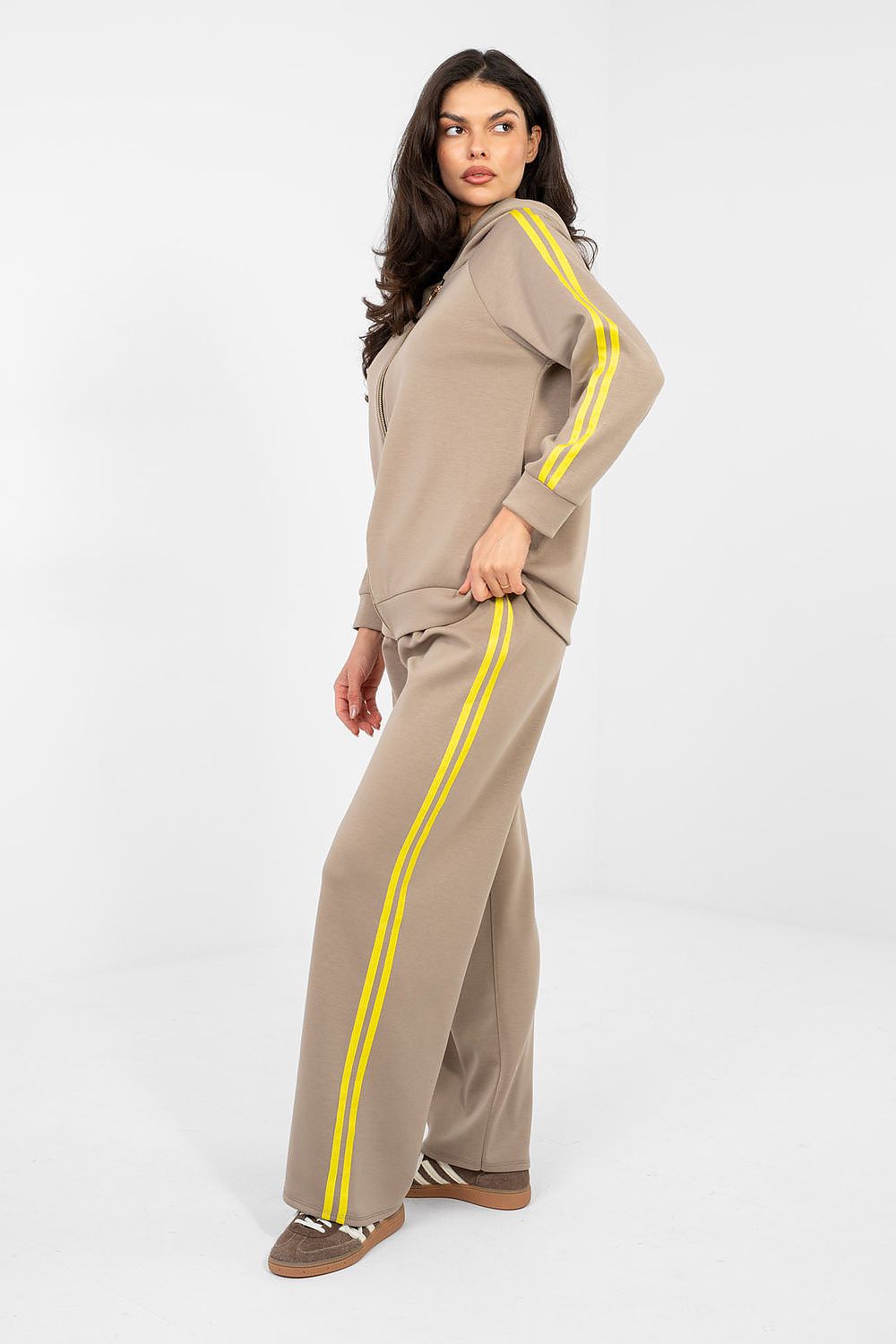 L`ensemble model 224782 Rue Paris