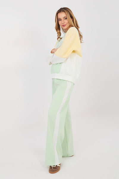  L`ensemble model 224785 Rue Paris 