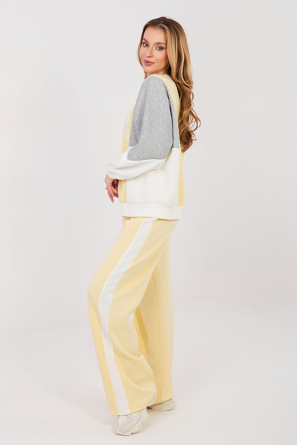 L`ensemble model 224784 Rue Paris