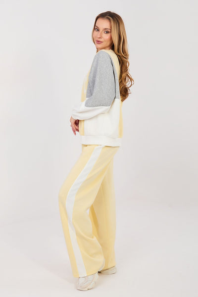  L`ensemble model 224789 Rue Paris 