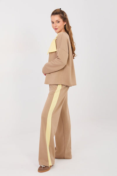  L`ensemble model 224799 Rue Paris 