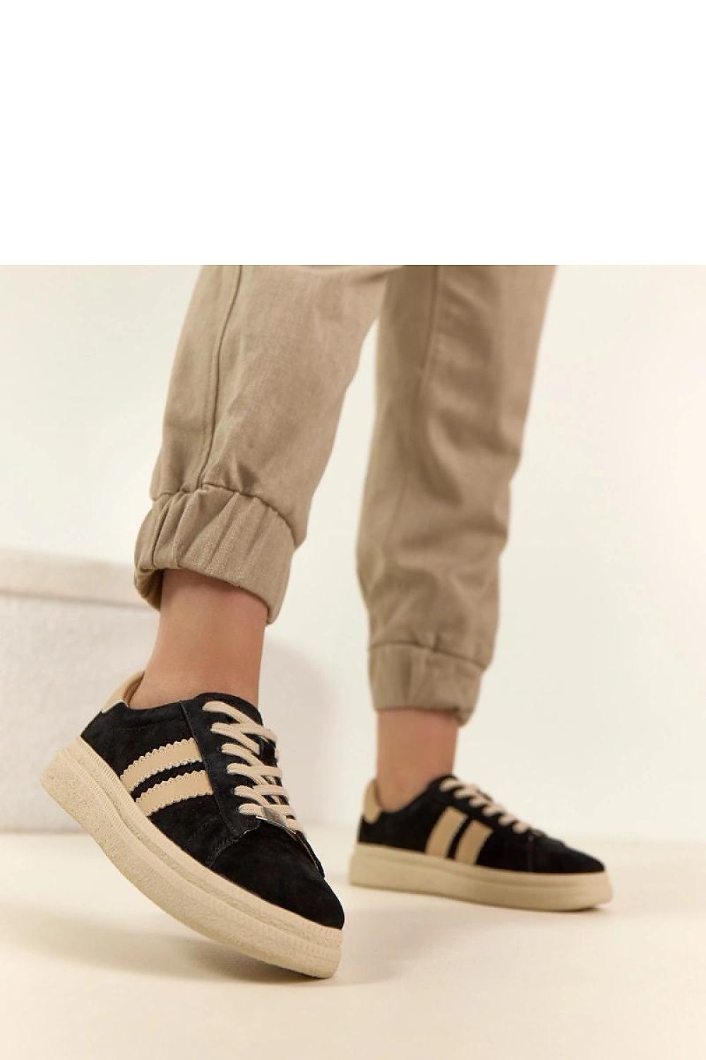 Baskets à plateforme model 224959 Solea