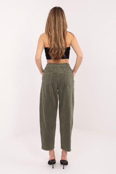  Pantalon en velours côtelé model 224998 Rue Paris 