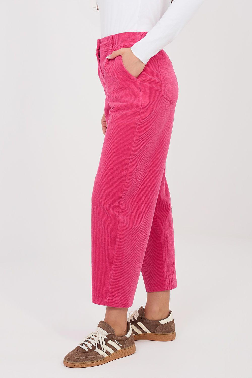Pantalon en velours côtelé model 224997 Rue Paris