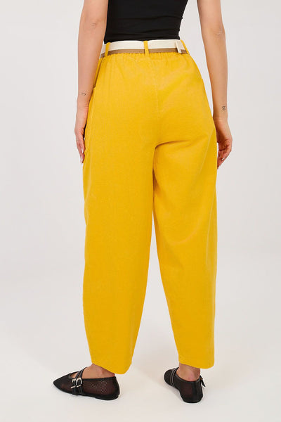  Pantalon en velours côtelé model 225096 Rue Paris 