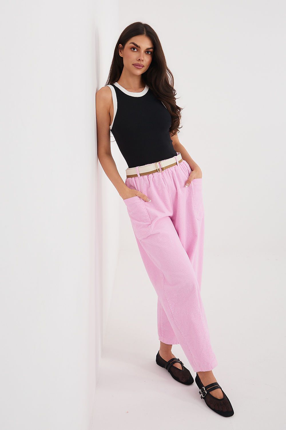 Pantalon en velours côtelé model 225094 Rue Paris