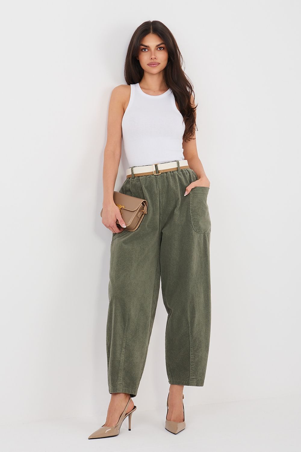 Pantalon en velours côtelé model 225094 Rue Paris