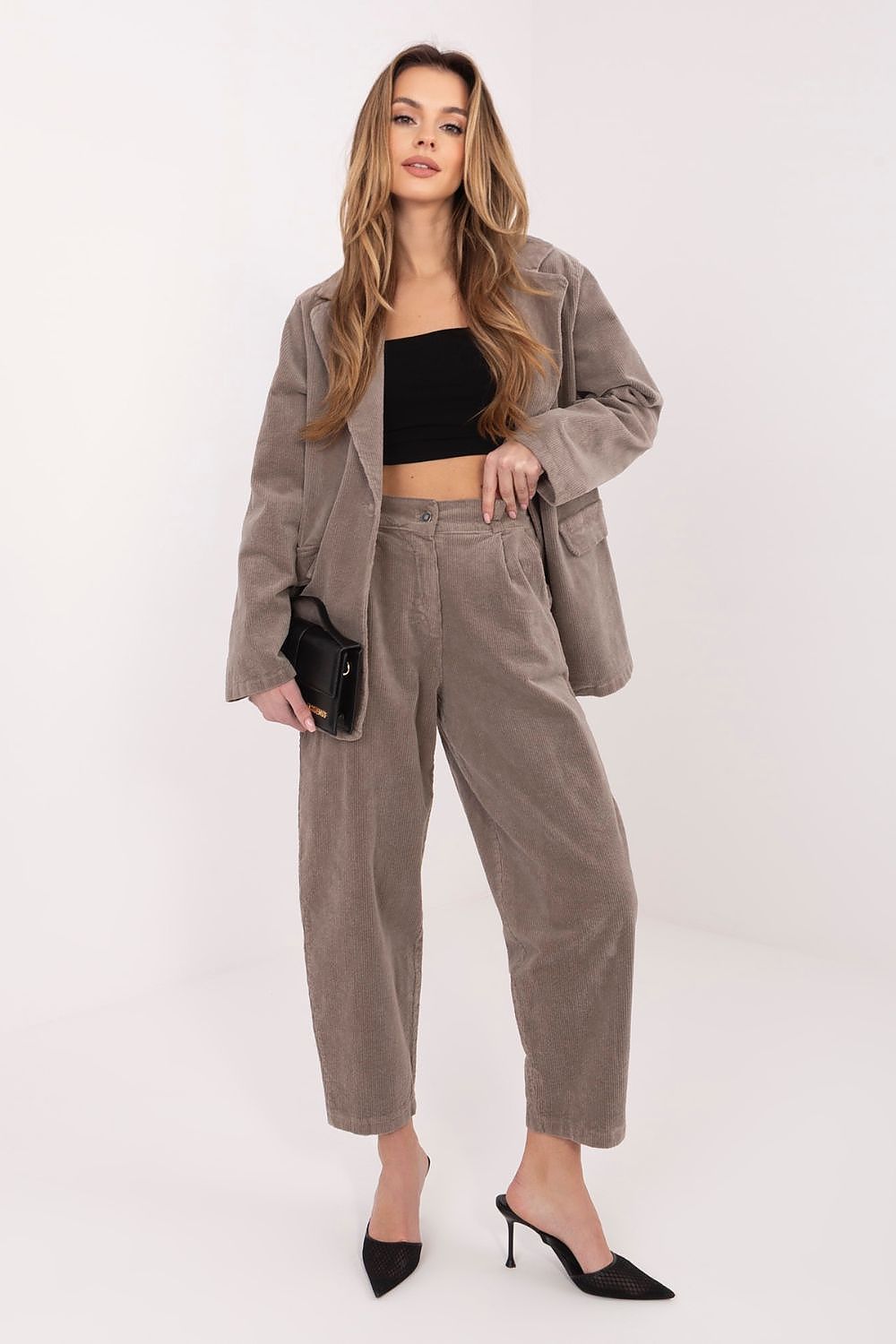 Pantalon en velours côtelé model 224997 Rue Paris